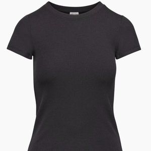 Aritzia Wilfred Free Go-To Hip T-Shirt, Black sz S